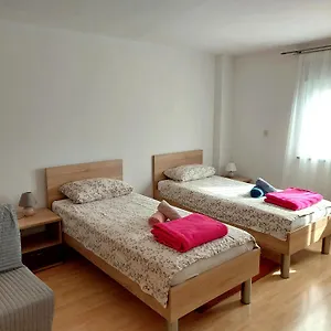 Dina Appartement Pula